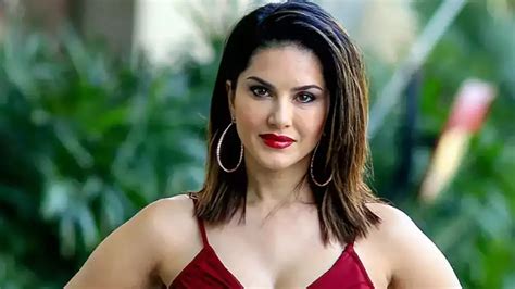 Sunny : r/SunnyLeone